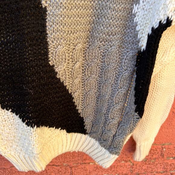 Vintage 90s Geometric Knitted Sweater Size Large - Picture 4 of 4